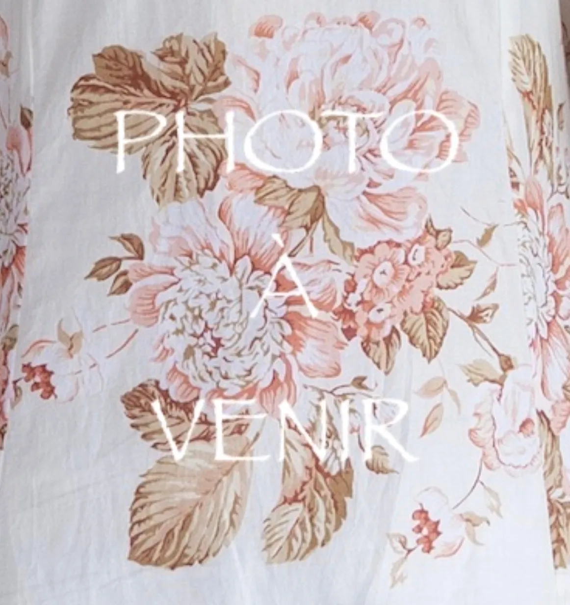 Pre Order Les ours Top Laura Flowers